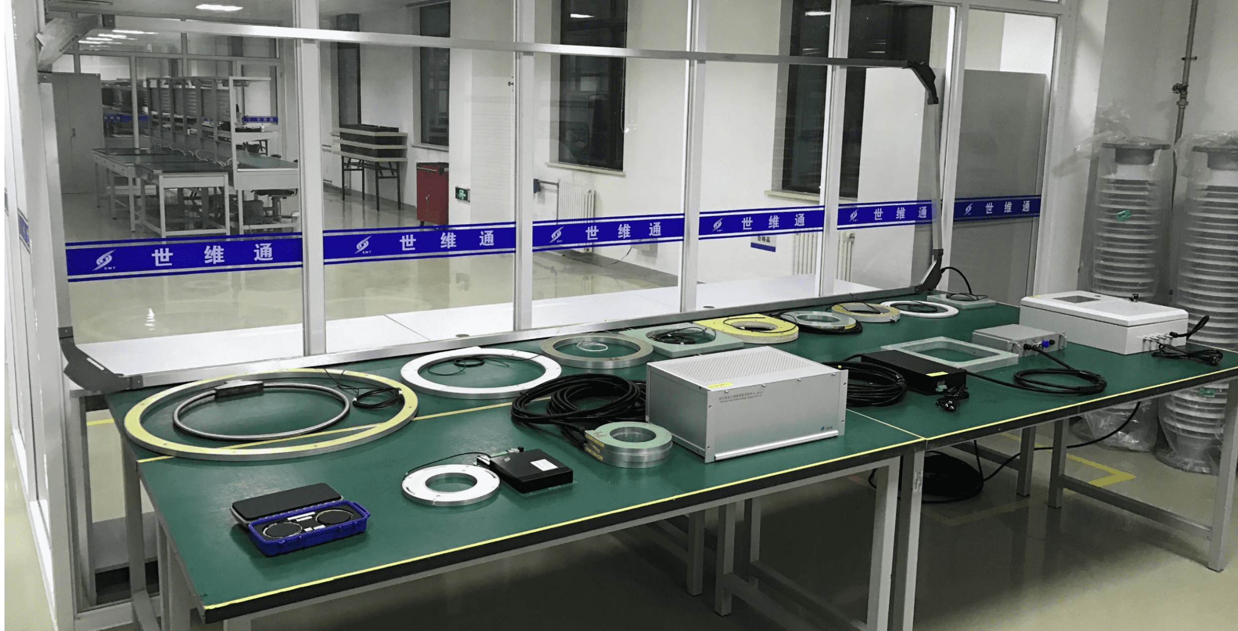 The company set up a sensor project department to carry out the development of fiber optic current sensors and their core modules